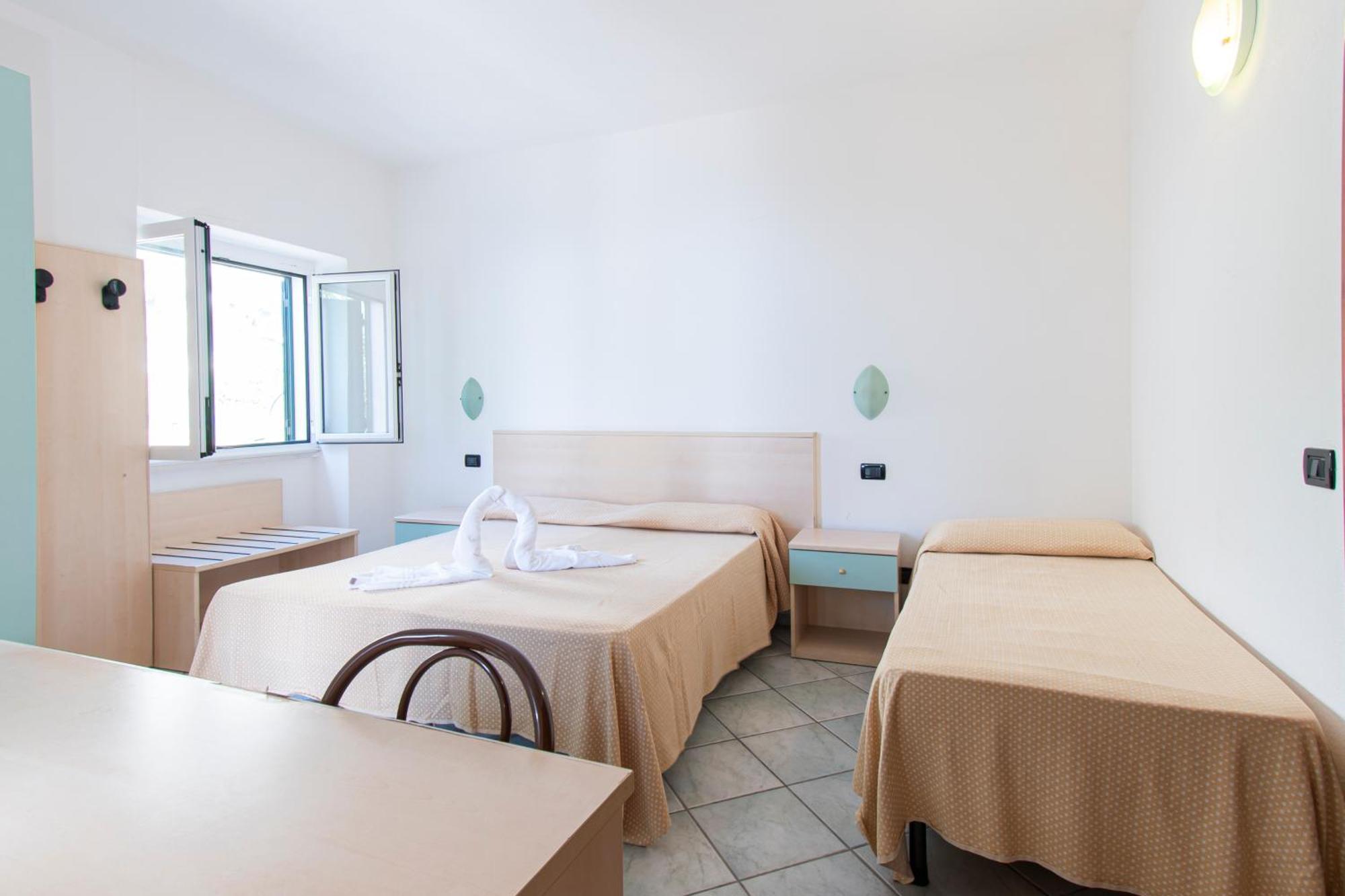 Victoria Park Resort อีสเกีย ภายนอก รูปภาพ