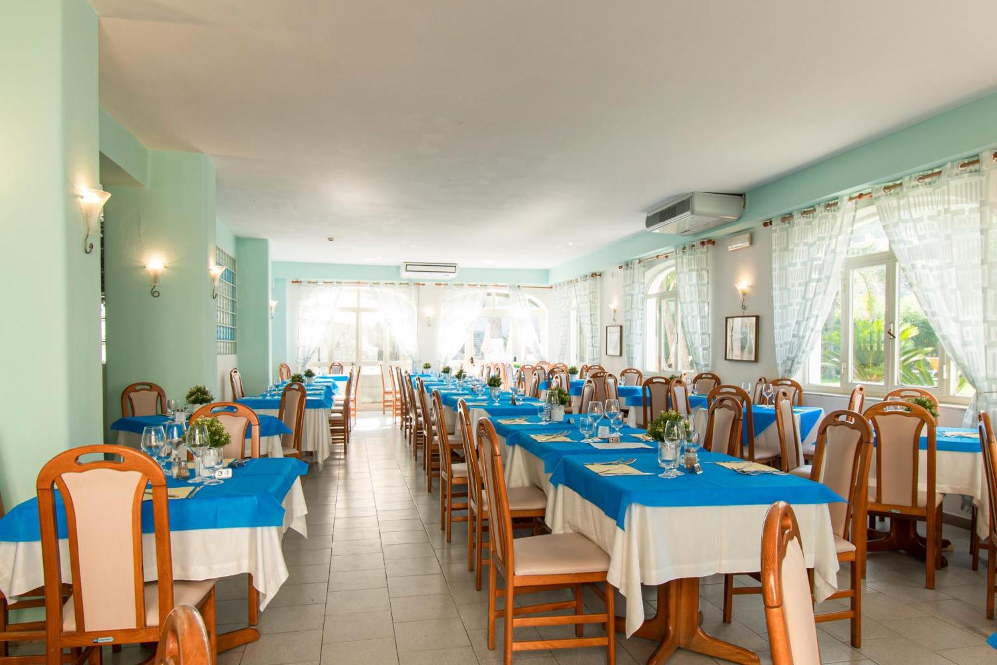 Victoria Park Resort อีสเกีย ภายนอก รูปภาพ